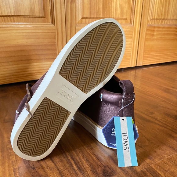 Toms Riley Women’s Forest Brown Suede Sneaker - Picture 4 of 6